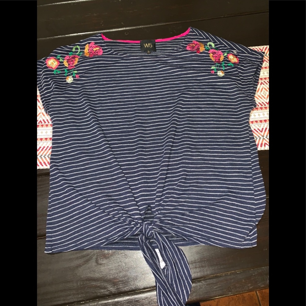 W5 blouse large